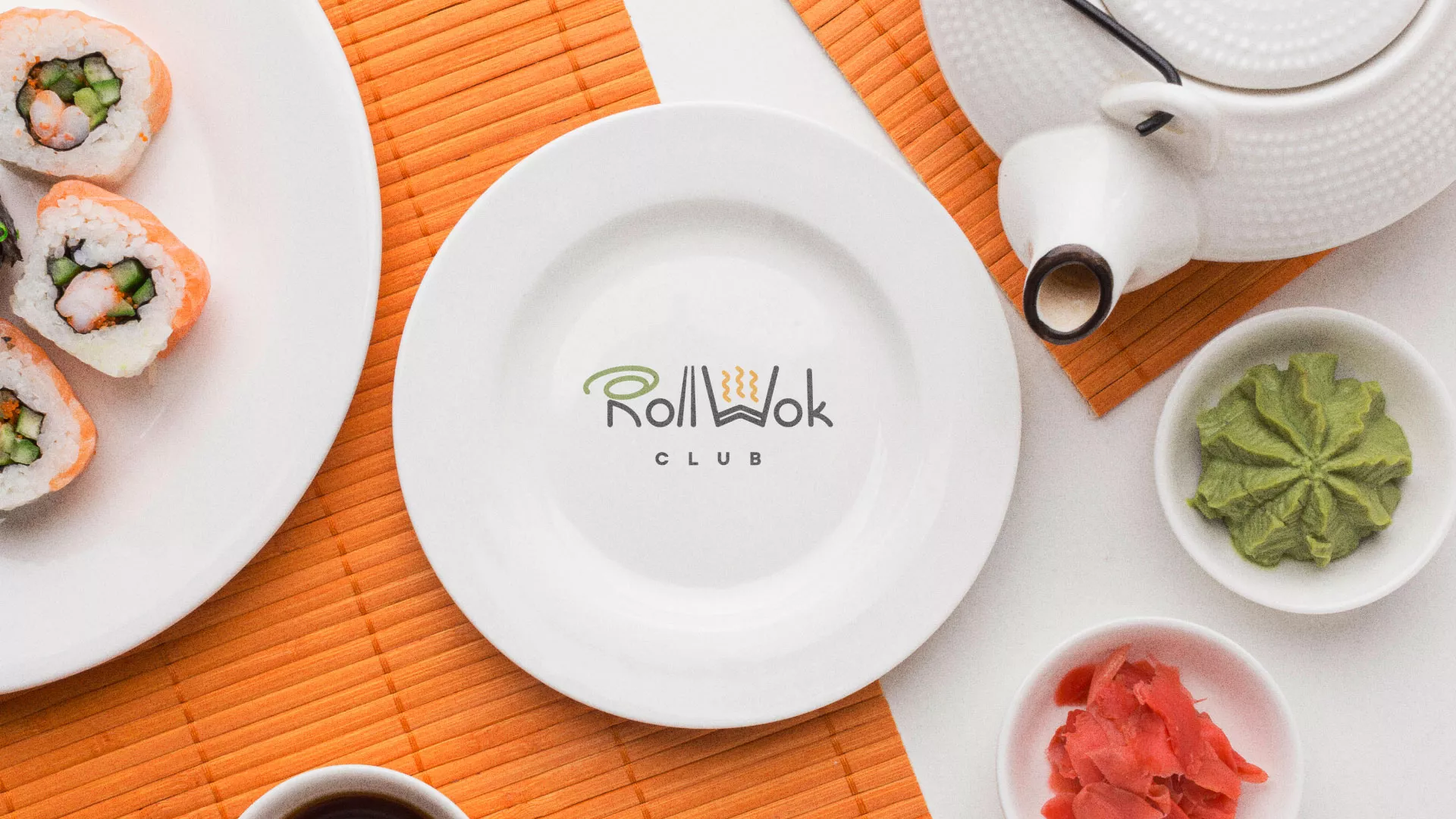 Разработка логотипа и фирменного стиля суши-бара «Roll Wok Club» в Галиче